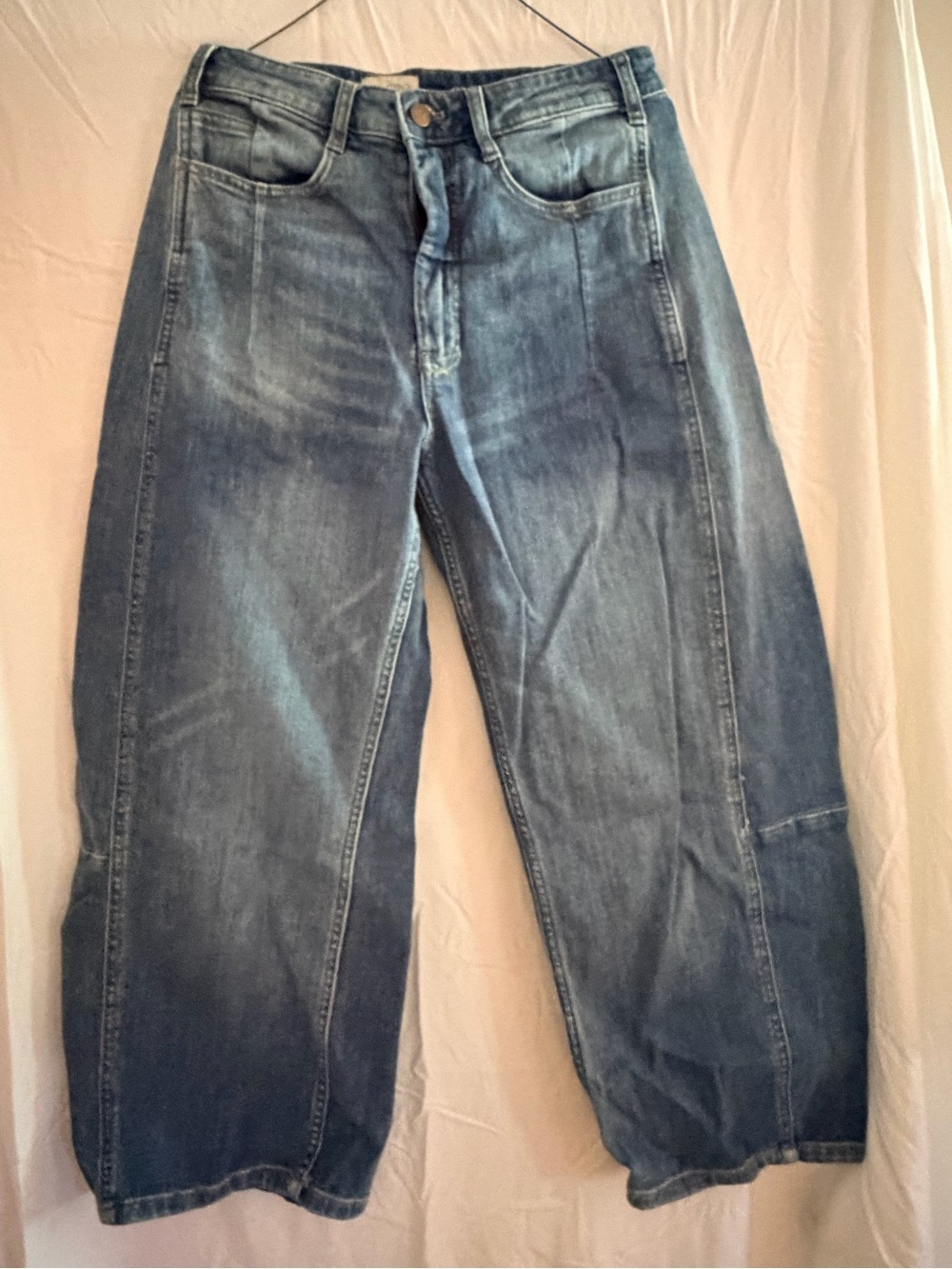Anthropologie Pilcro Wide-Leg Barrel Jeans in Medium Blue Wash